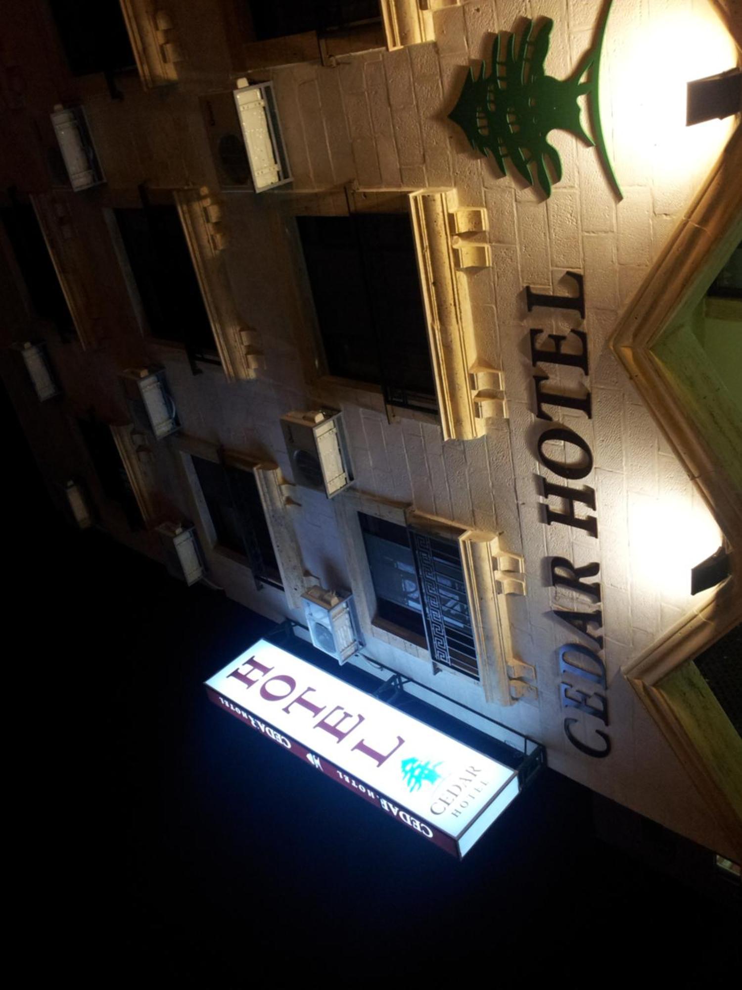 Hotel Cedar